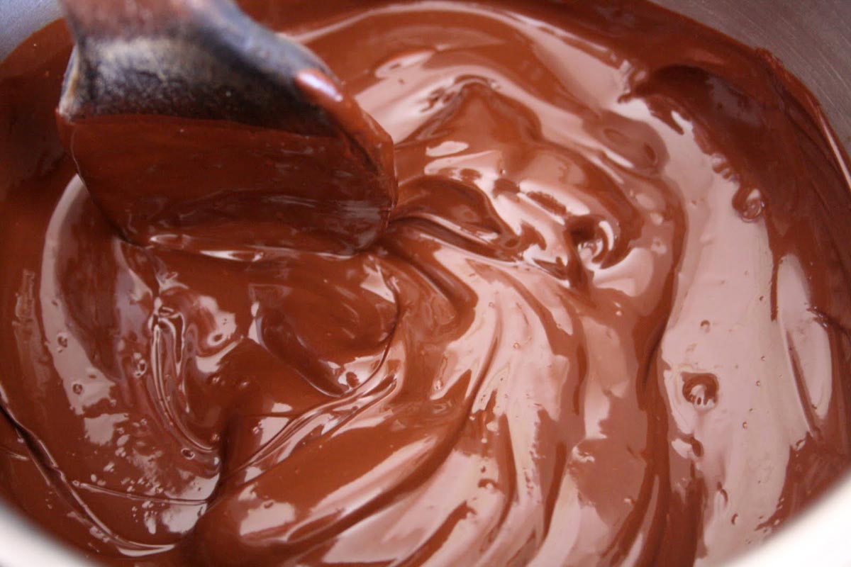 Растопите шоколад. Фото с сайта excelland.com 