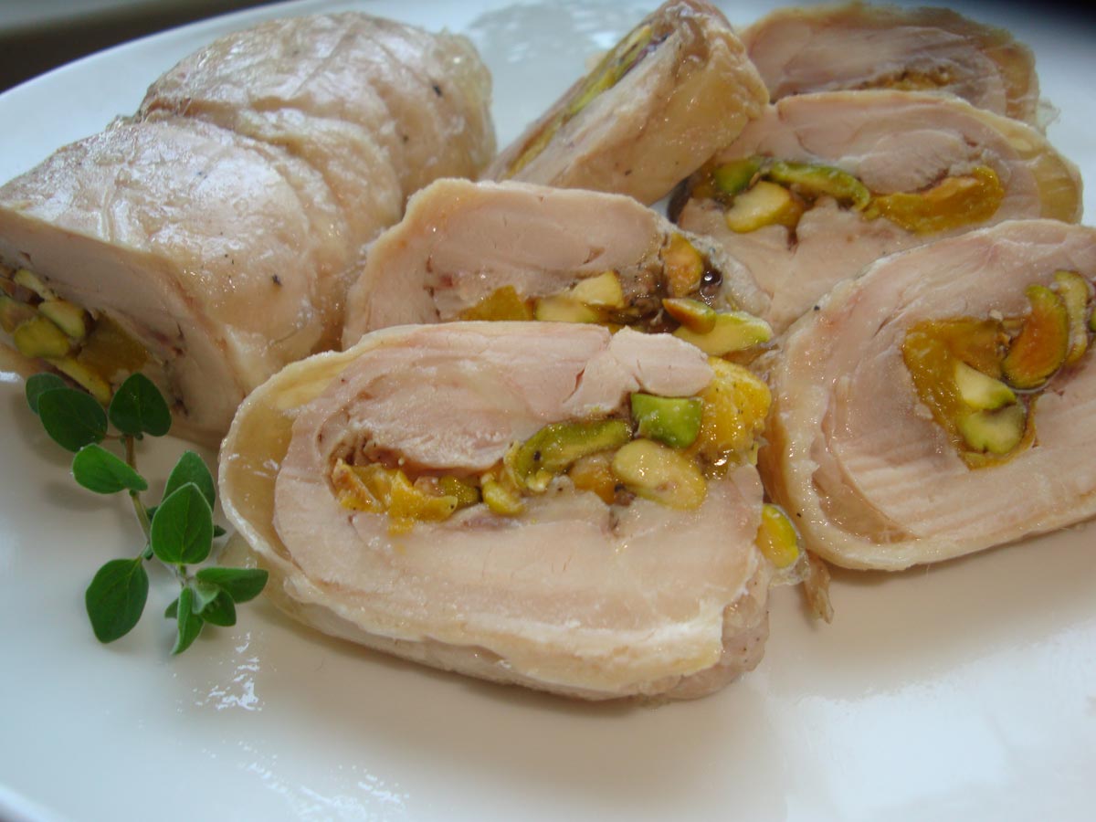 Куриное филе относится к числу вкуснейших диетических продуктов. Фото с сайта www.koolinar.ru 