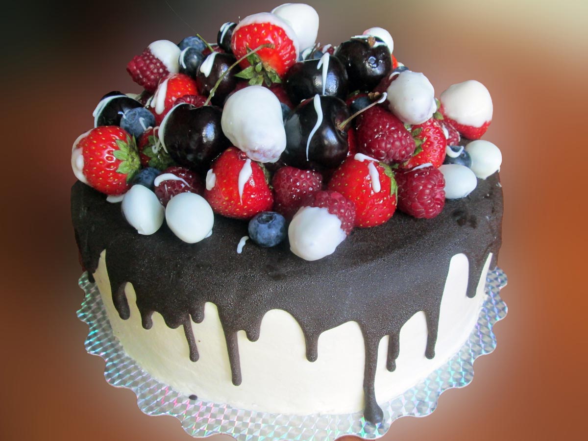 Шоколадный торт "Пьяная вишня". Фото с сайта www.good-cook.ru 